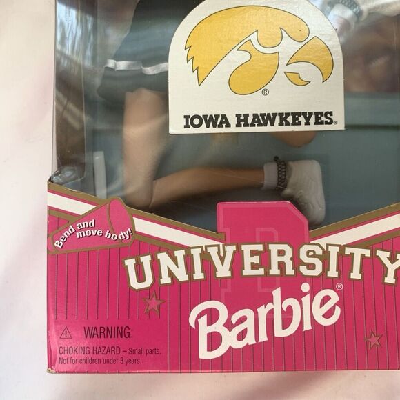 University Barbie Iowa Hawkeyes Special Edition 1996 NEW Mattel 20367 - Picture 5 of 12
